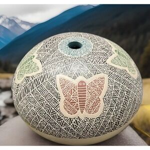 Mata Ortiz Pottery Daisy Ramirez‎ Seed Pot Butterfly Butterflies Fine Art Mexico